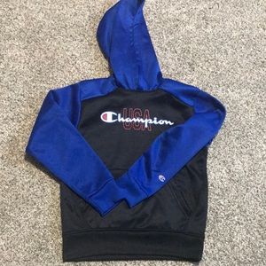 Boys 7/8 Champion hooded sweatshirt